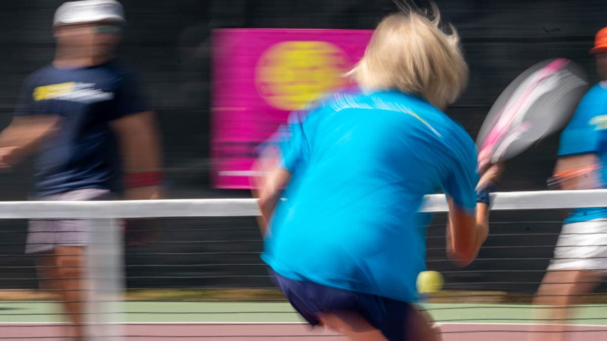 When to Hit an Erne Shot in Pickleball